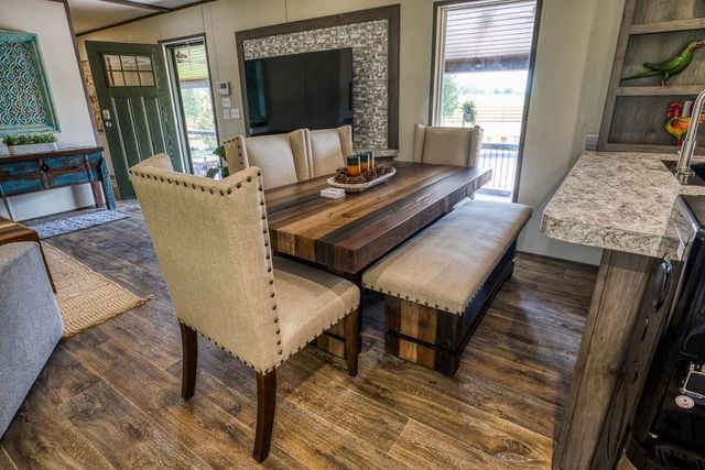35418 Tompkins Road, Hempstead, TX 77445