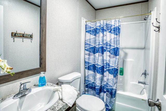 35418 Tompkins Road, Hempstead, TX 77445