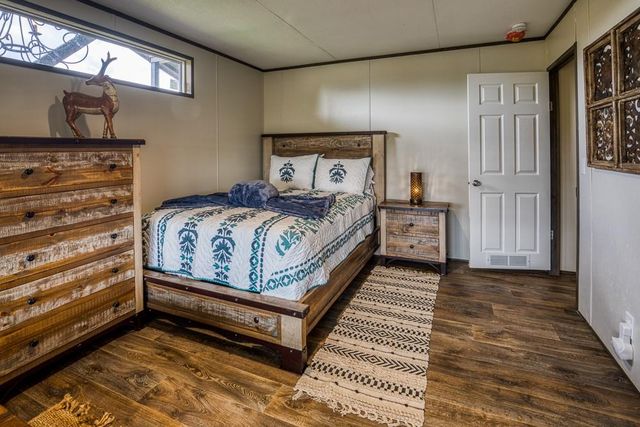 35418 Tompkins Road, Hempstead, TX 77445