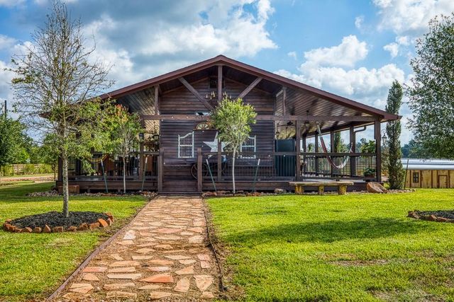 35418 Tompkins Road, Hempstead, TX 77445