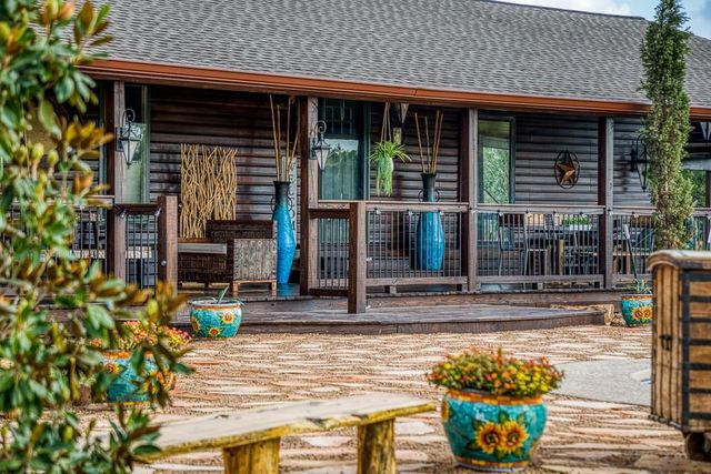 35418 Tompkins Road, Hempstead, TX 77445