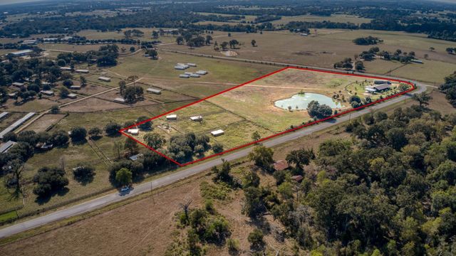35418 Tompkins Road, Hempstead, TX 77445
