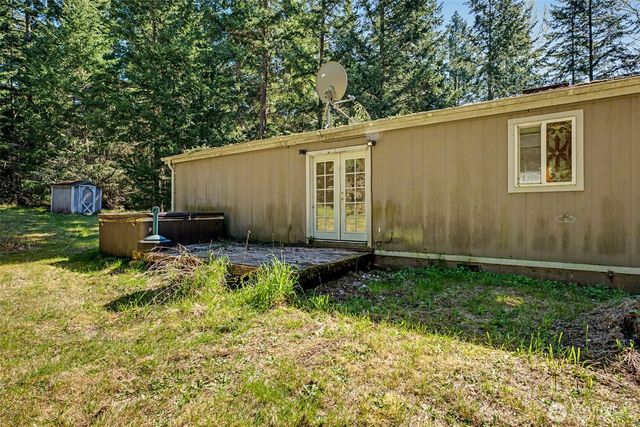 5709 366th Street S, Roy, WA 98580