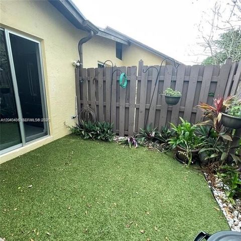 112 Fox Road 250, Hollywood, FL 33024