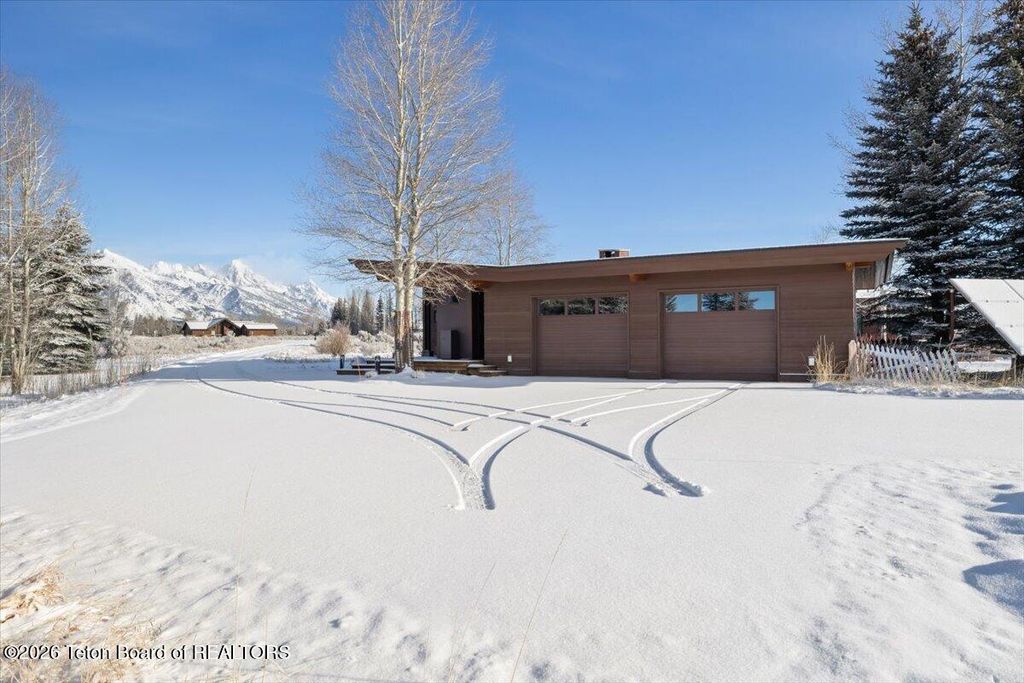 130 STINNETT Drive, Jackson, WY 83011 photo 47