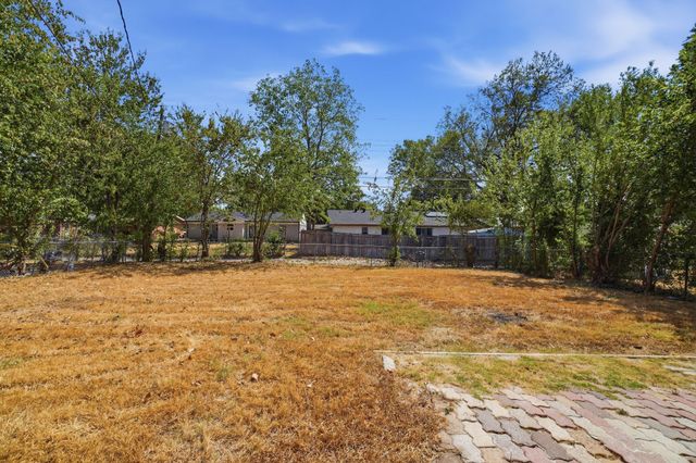 2740 Blue Ridge Drive, Mesquite, TX 75150