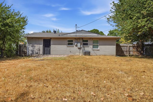 2740 Blue Ridge Drive, Mesquite, TX 75150