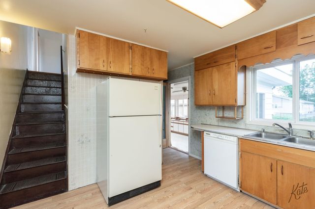 2035 ESQUIRE AVENUE, Fairbanks, AK 99709
