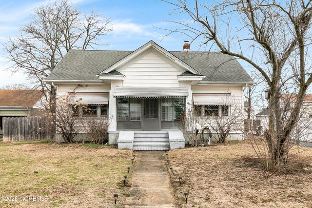 657 Campbell Avenue, Port Monmouth, NJ 07758