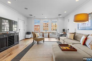 277 Grand Street 211, Jersey City, NJ 07302