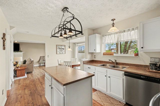 2493 Ferdinand Drive, Burlington, KY 41005