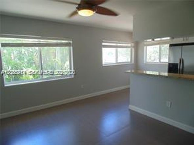 820 3rd St 14, Miami Beach, FL 33139