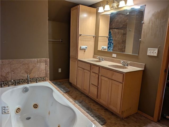 114 Ladue Street, Van Buren, NY 13164