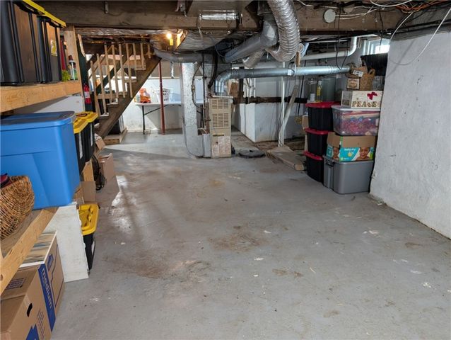 114 Ladue Street, Van Buren, NY 13164