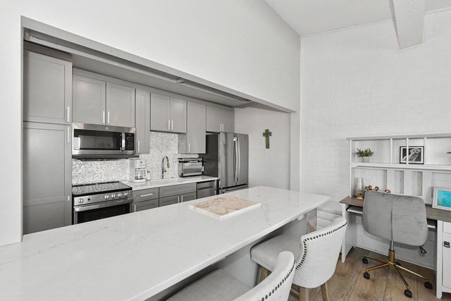 61-02 Lausanne COURT, Lake Geneva, WI 53147