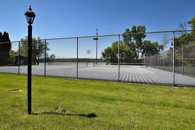 61-02 Lausanne COURT, Lake Geneva, WI 53147