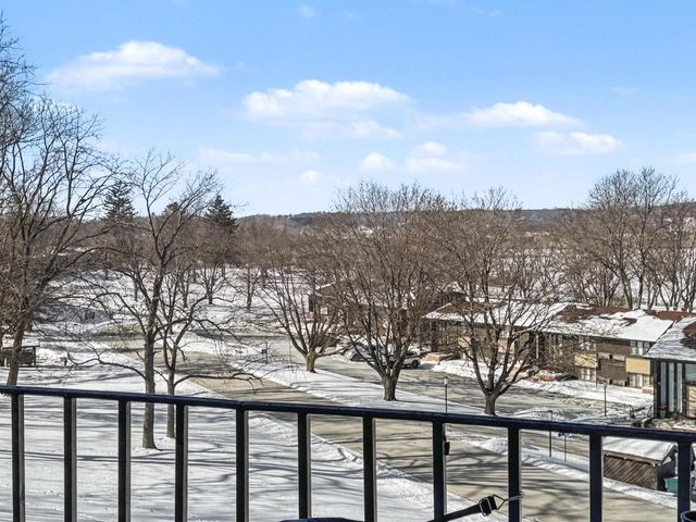 61-02 Lausanne COURT, Lake Geneva, WI 53147