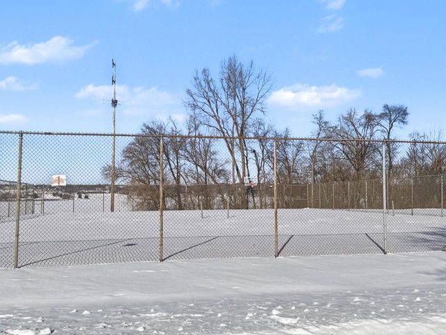 61-02 Lausanne COURT, Lake Geneva, WI 53147