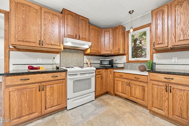 4013 Saint Edmunds Lane, Apex, NC 27539