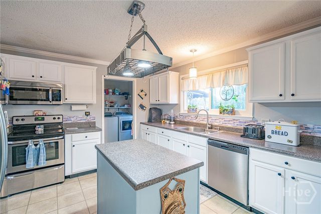 228 Southern Charm Way, Guyton, GA 31312