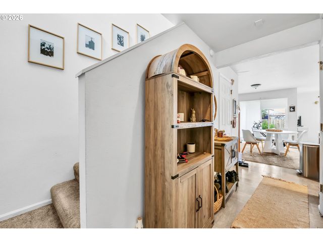 -1 OAKDALE Ave, Springfield, OR 97477