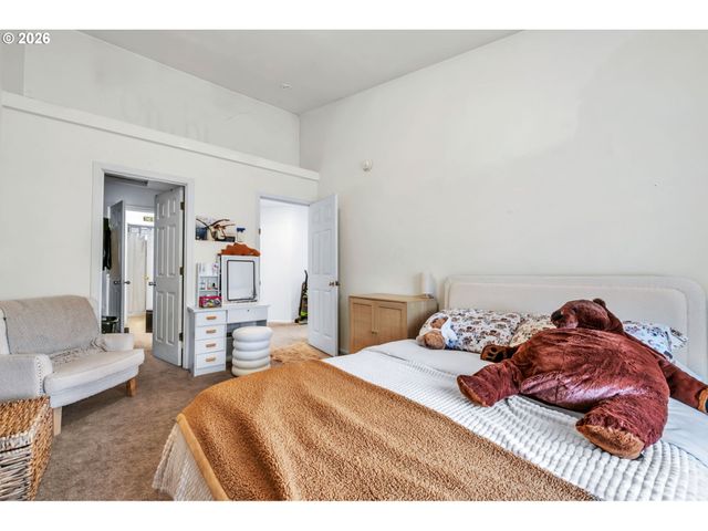 -1 OAKDALE Ave, Springfield, OR 97477