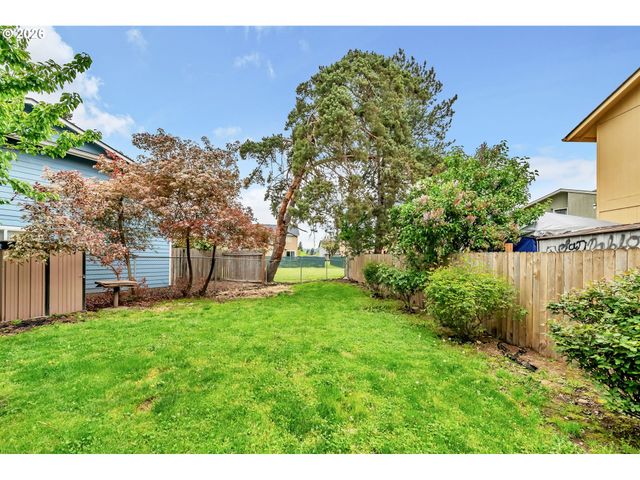 -1 OAKDALE Ave, Springfield, OR 97477