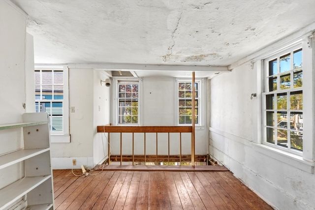 29 & 31 Circle Street, Marblehead, MA 01945