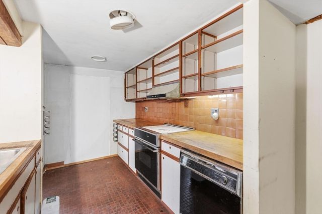 29 & 31 Circle Street, Marblehead, MA 01945