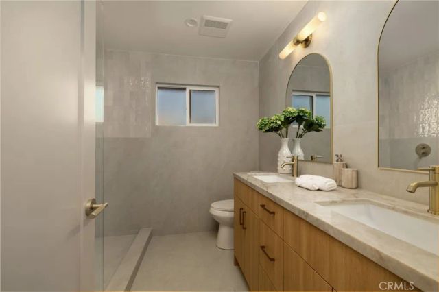 5232 La Luna, La Palma, CA 90623