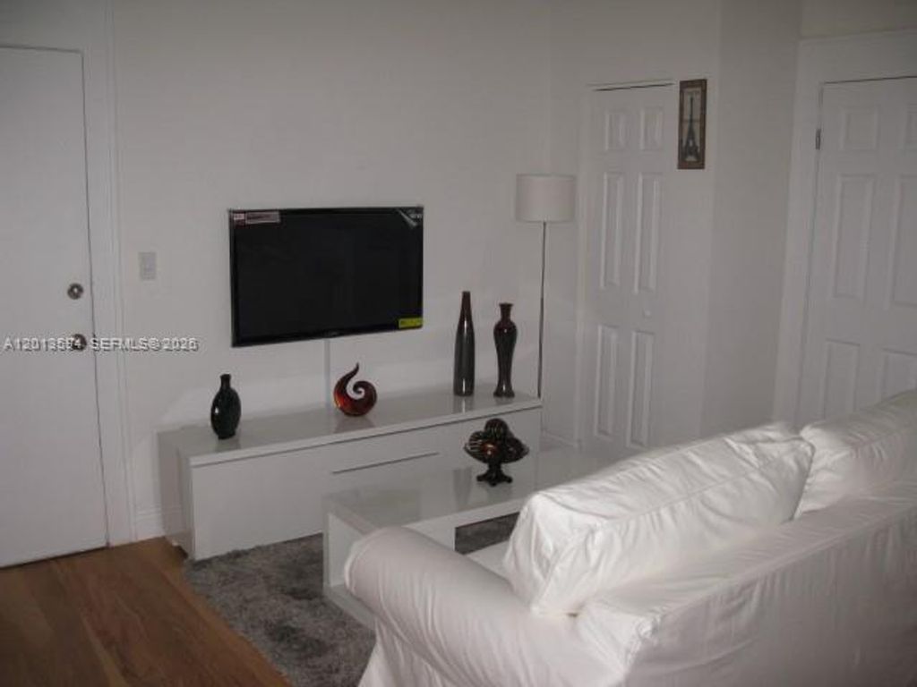 1611 Michigan Ave 13, Miami Beach, FL 33139