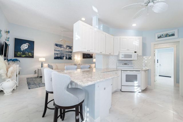 8544 SE Retreat Drive, Hobe Sound, FL 33455