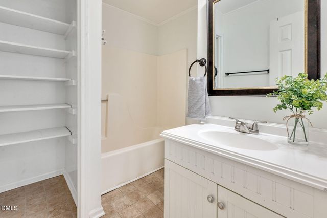 105 Oak Hill Loop, Cary, NC 27513