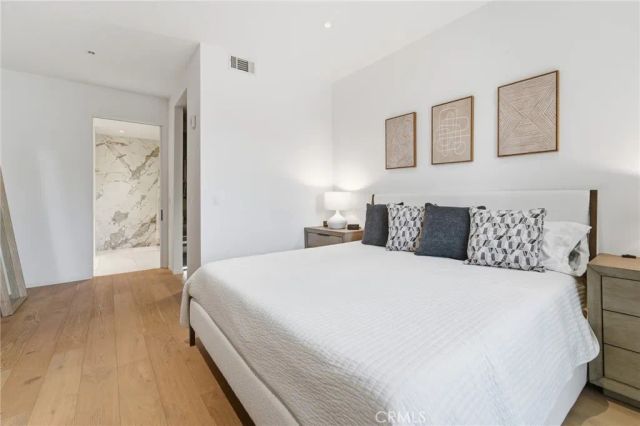1030 N Kings Road 405, West Hollywood, CA 90069