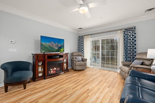 57 Augustus Court 1010, Reading, MA 01867