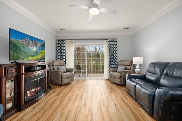 57 Augustus Court 1010, Reading, MA 01867