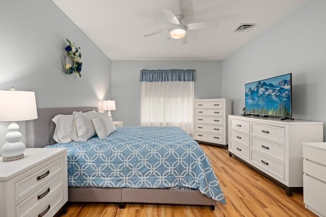 57 Augustus Court 1010, Reading, MA 01867