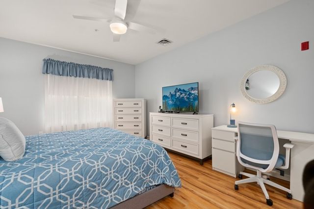 57 Augustus Court 1010, Reading, MA 01867