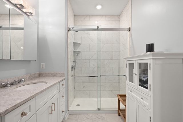 57 Augustus Court 1010, Reading, MA 01867