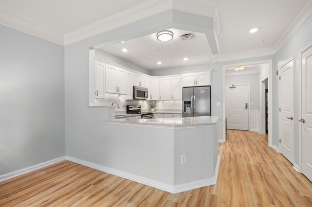 57 Augustus Court 1010, Reading, MA 01867