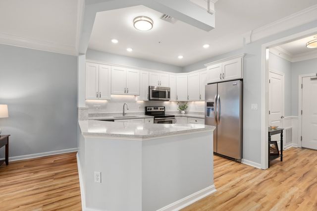 57 Augustus Court 1010, Reading, MA 01867