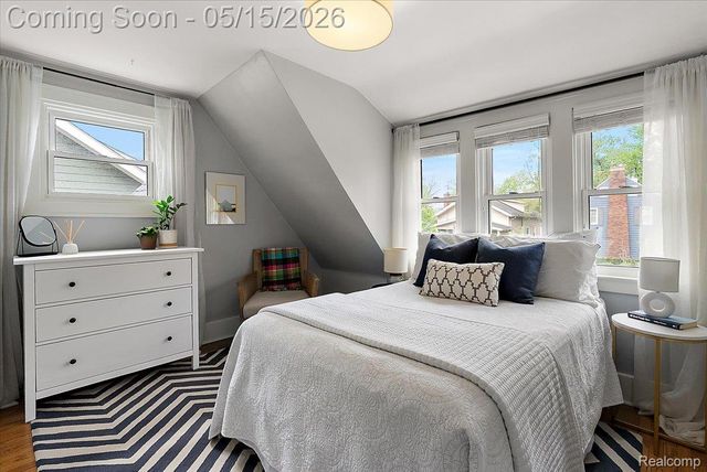516 Woodcrest Drive, Royal Oak, MI 48067
