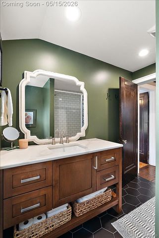 516 Woodcrest Drive, Royal Oak, MI 48067