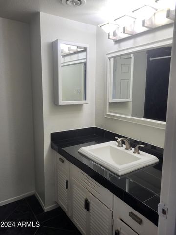 6501 N 17th Avenue Apt 205, Phoenix, AZ 85015