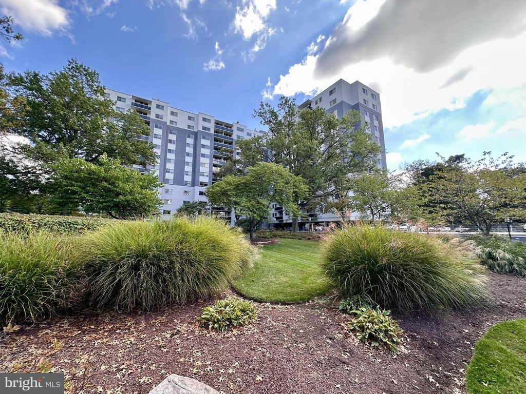 Image 13 of property listing at 7333 NEW HAMPSHIRE AVE #420W, Takoma Park, MD 20912