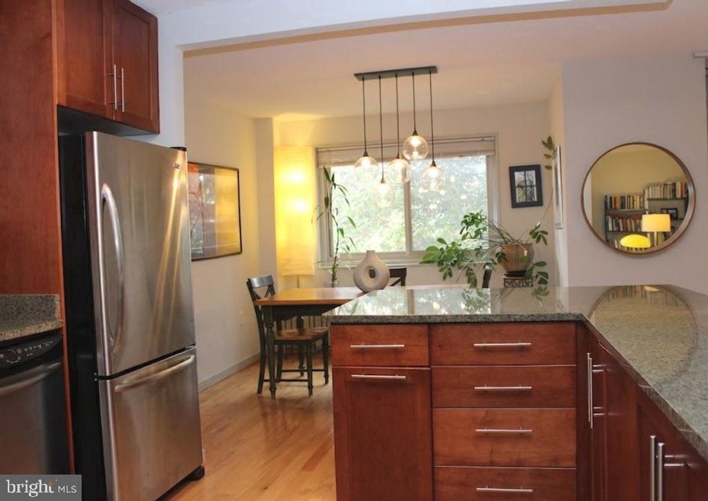 Image 4 of property listing at 7333 NEW HAMPSHIRE AVE #420W, Takoma Park, MD 20912