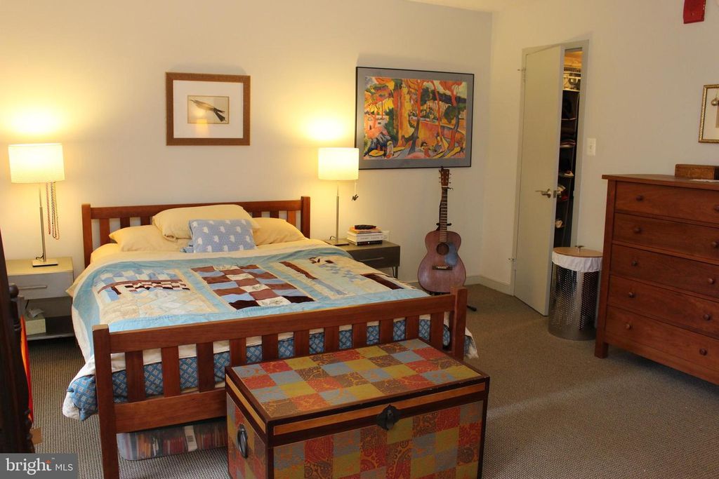 Image 8 of property listing at 7333 NEW HAMPSHIRE AVE #420W, Takoma Park, MD 20912