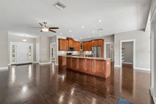 29913 DARBY ROAD, Dade City, FL 33525