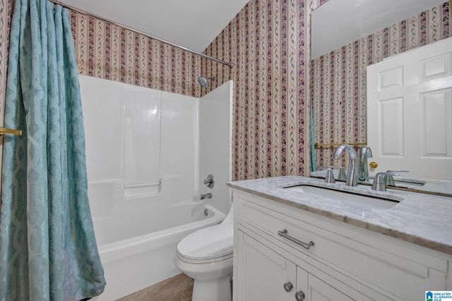 1721 BRADFORD LANE, Bessemer, AL 35022