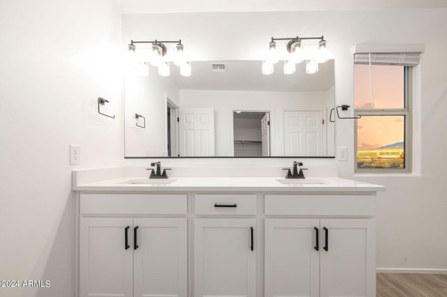 6593 E Via Arroyo Largo --, Tucson, AZ 85756